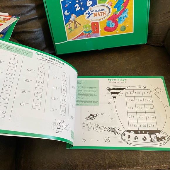 Like NEW! Hooked on Math DIVISION - Picture 12 of 14